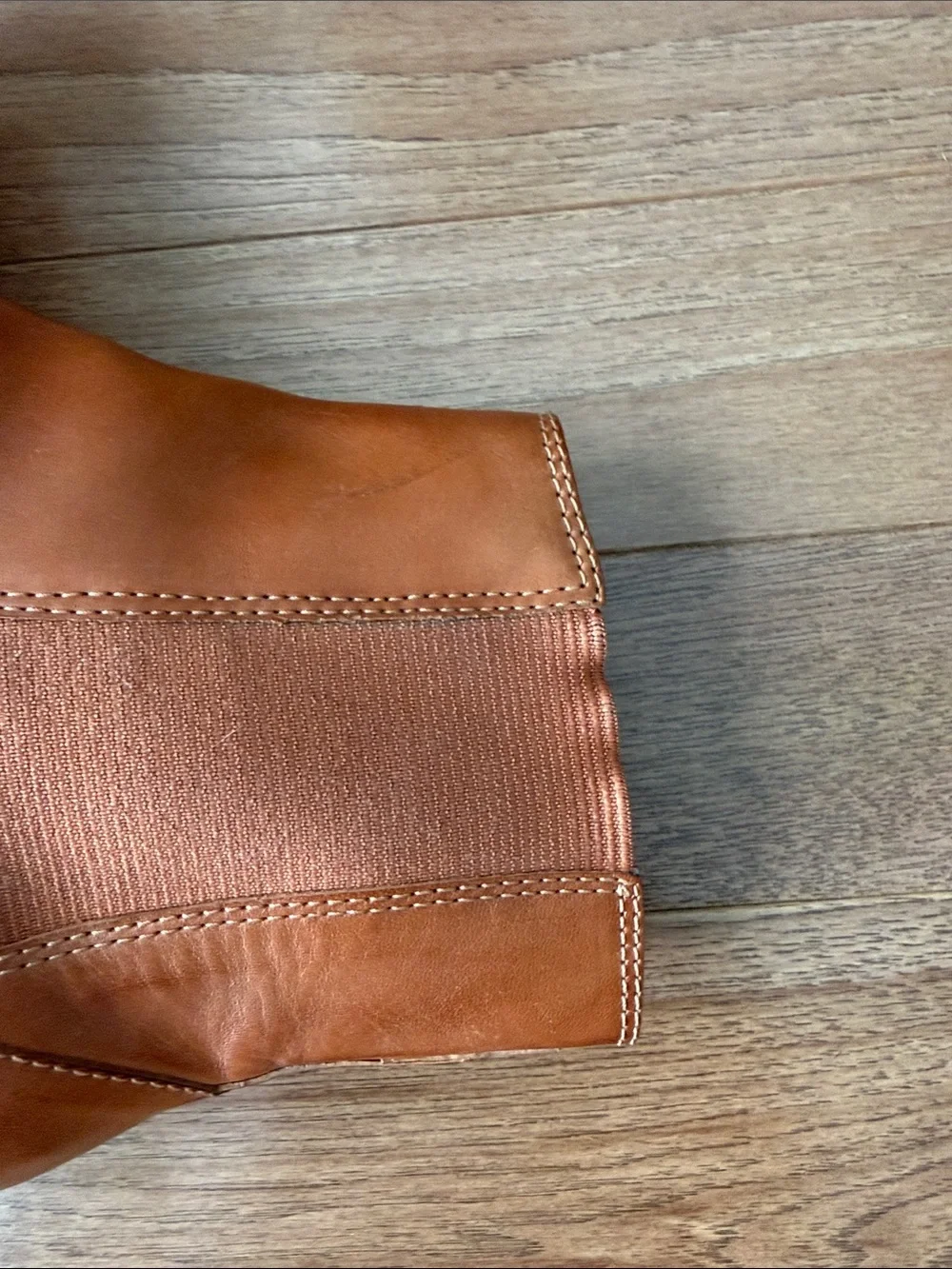L.L. Bean vintage cognac leather chelsea boots lug sole 8.5 women’s